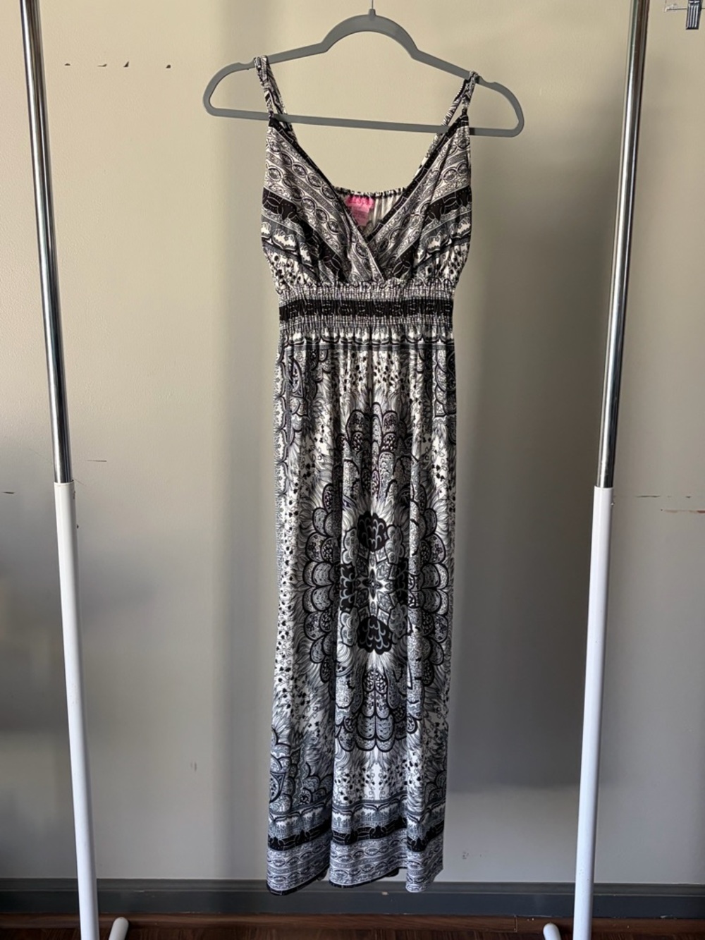 She's Cool Black and White Printed Maxi Dress